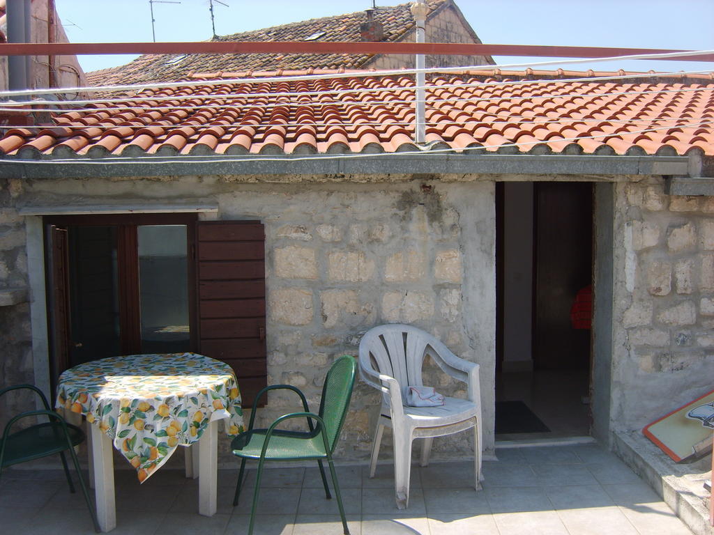 Rooms Roso Trogir Exterior photo